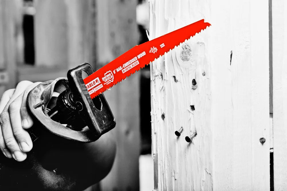 9¨ RECIP SAW WOOD NAIL EMBEDDED BLADE 9¨ RECIP SAW WOOD NAIL EMBEDDED BLADE